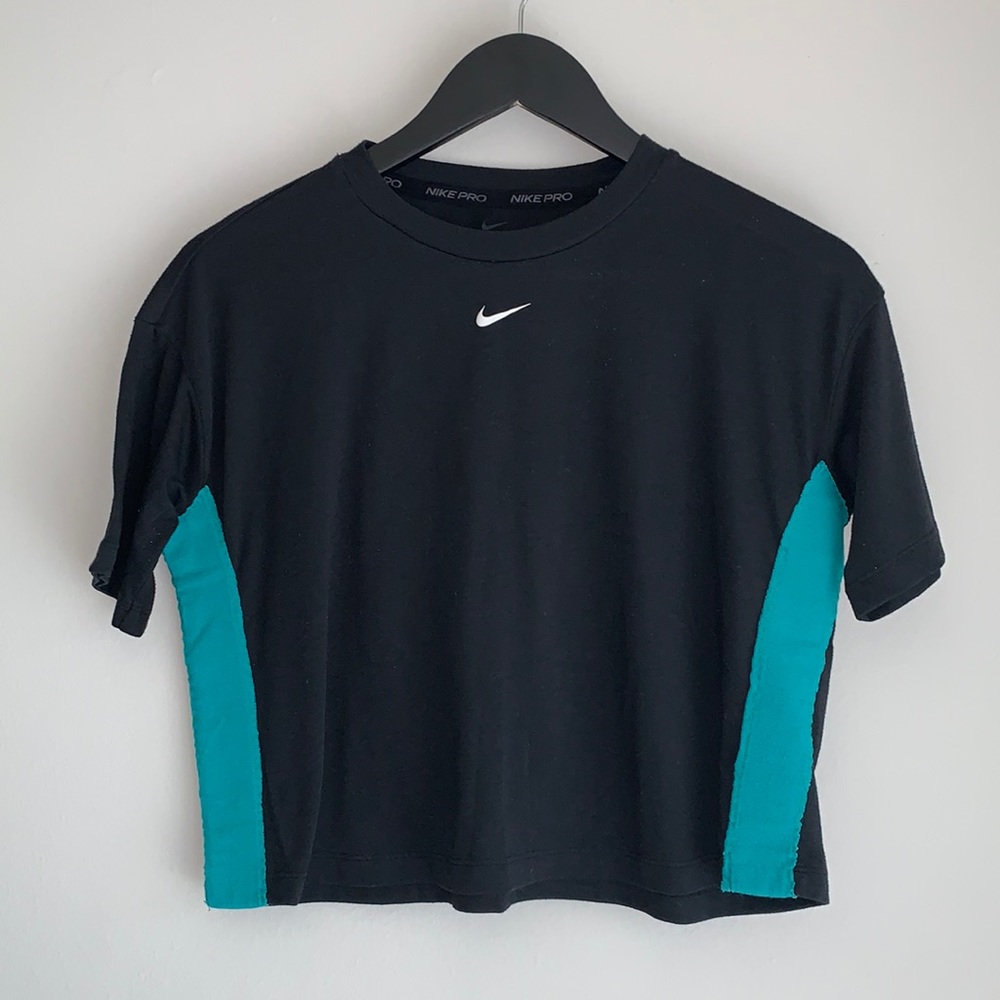 ❤️‍🔥 NikePro XS/M Workout Top Black & Turquoise ❤️‍🔥
